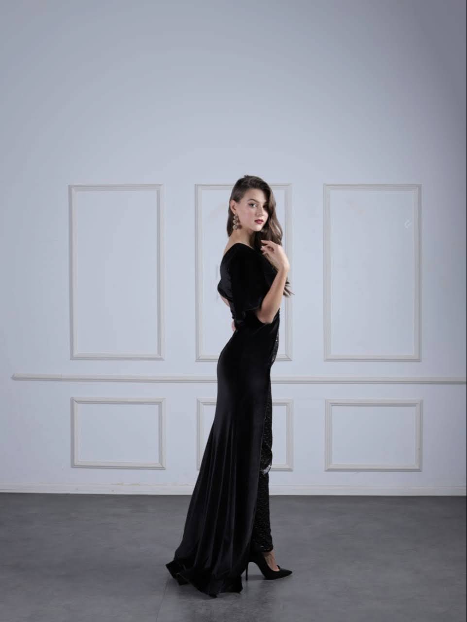 Vintage-inspired Velvet Dress